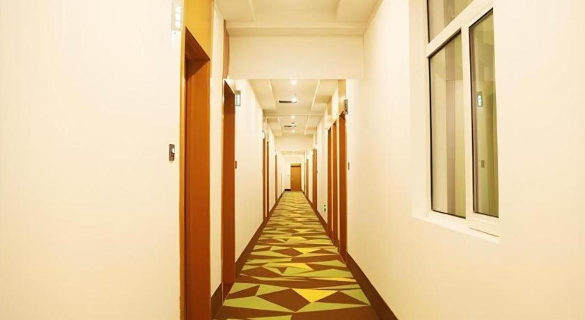 הנגז'ו Vatica Lianyungang Haizhou Xinkong South Road Zhongyin Mingdu Hotel מראה חיצוני תמונה